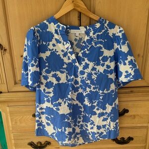 Sugarlips Blue and White Floral Blouse